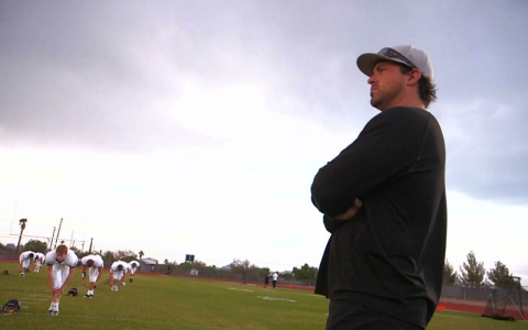 Offensive coordinator Sam Keller at practice for Saguaro High School's football team in Scottsdale, Ariz.